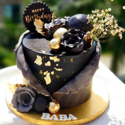 black theme cake